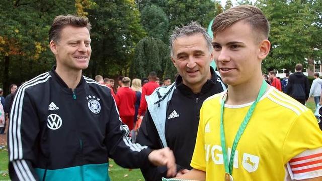 面对外援发 面对外援发