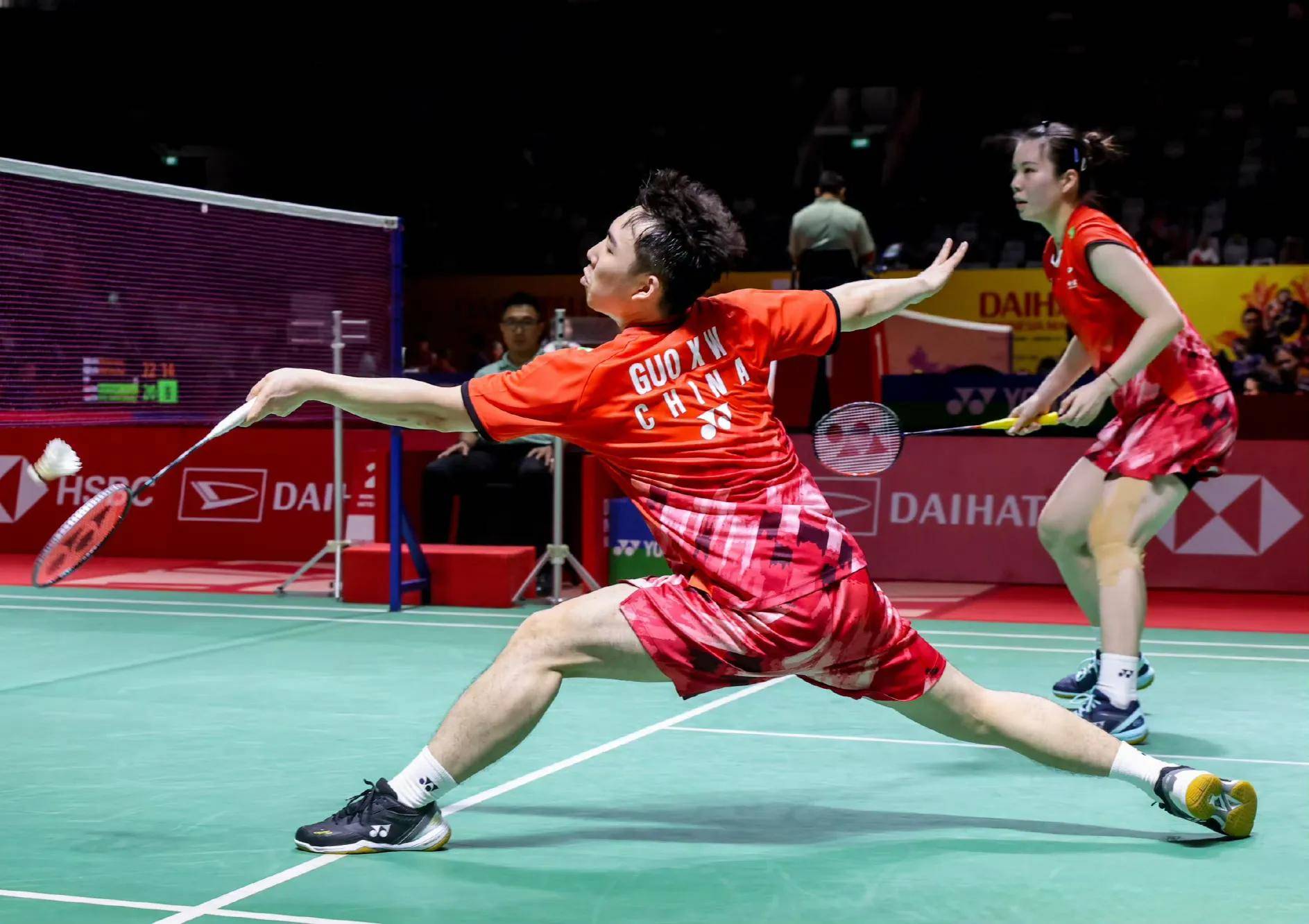 尤其是萨拉 尤其是萨拉