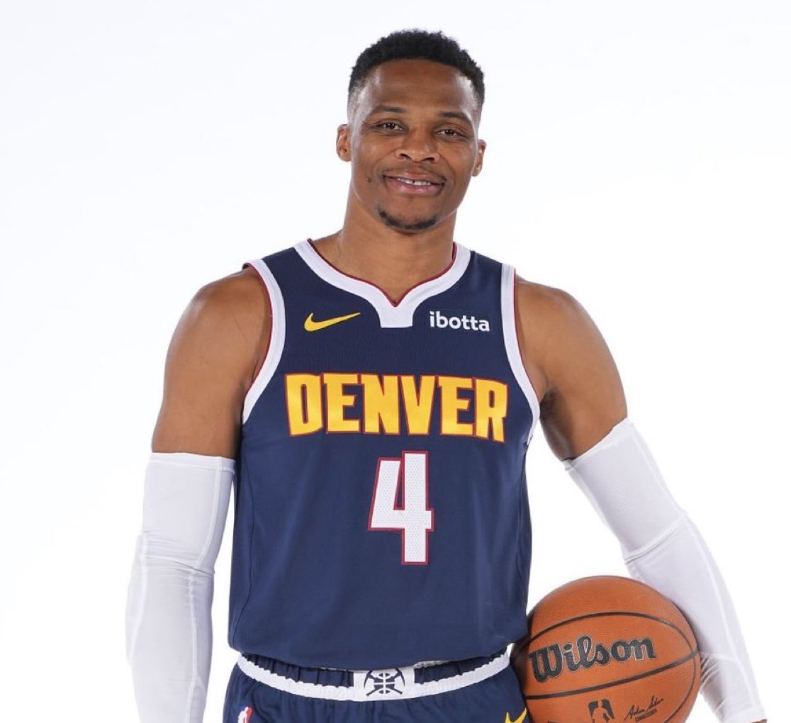 我们期待更 我们期待更